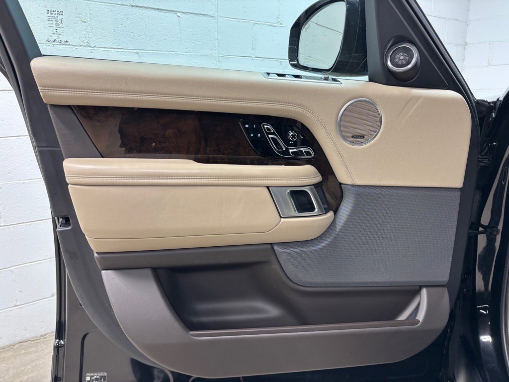 Used 2022 Land Rover Range Rover Westminster Edition image 26