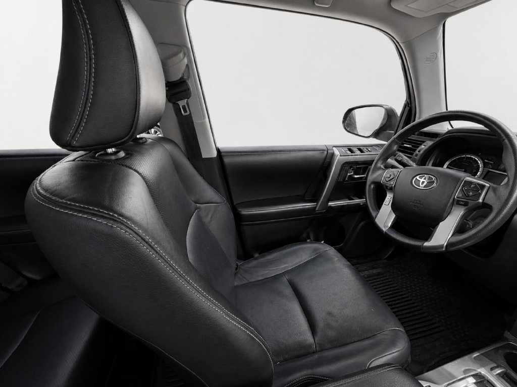 Used 2018 Toyota 4Runner Limited AWD/4WD image 14