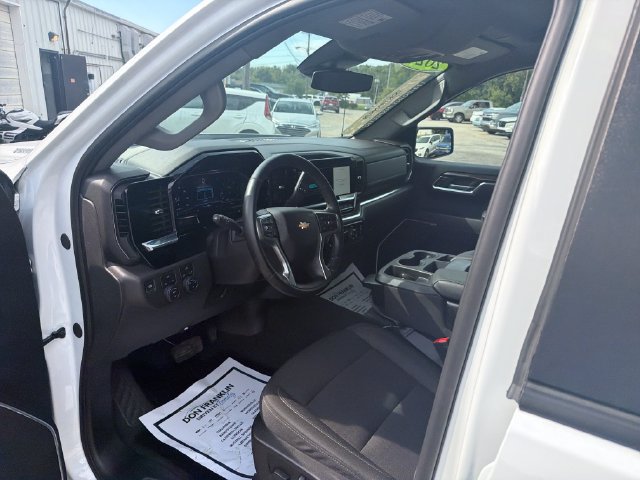 Used 2024 Chevrolet Silverado 1500 LT AWD/4WD image 15