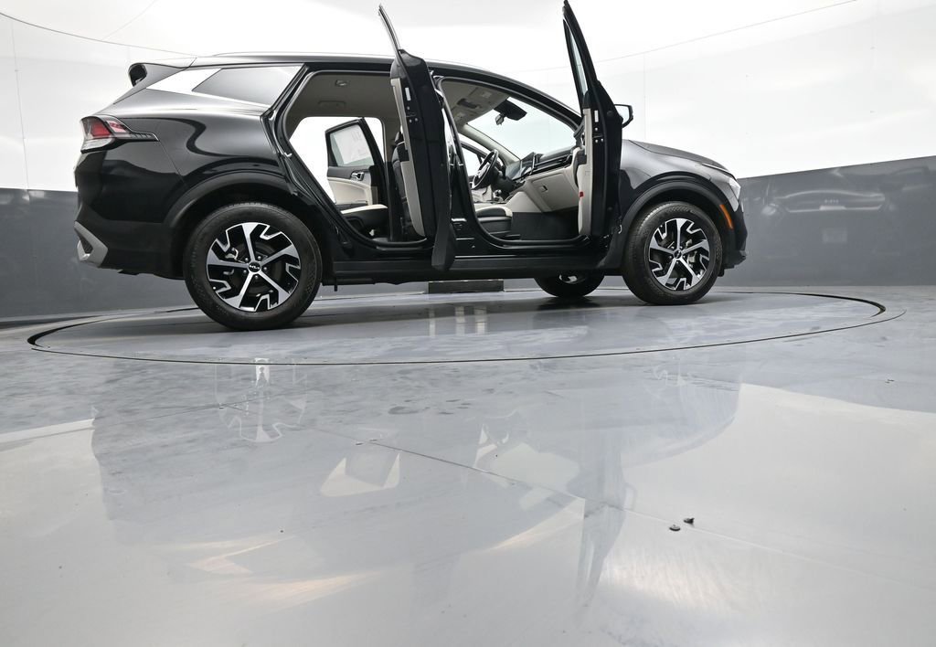Certified 2023 Kia Sportage EX AWD/4WD image 47