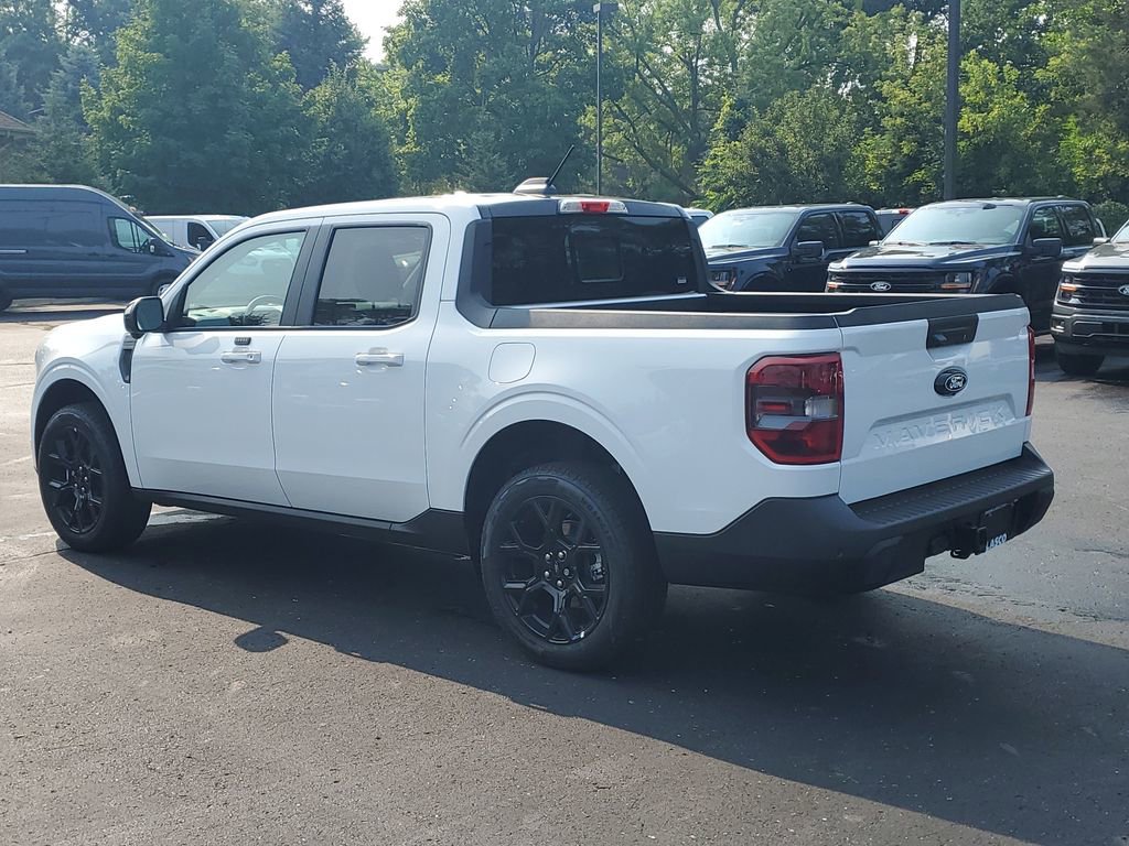 New 2025 Ford Maverick Lariat w/ Black Appearance Package image 6
