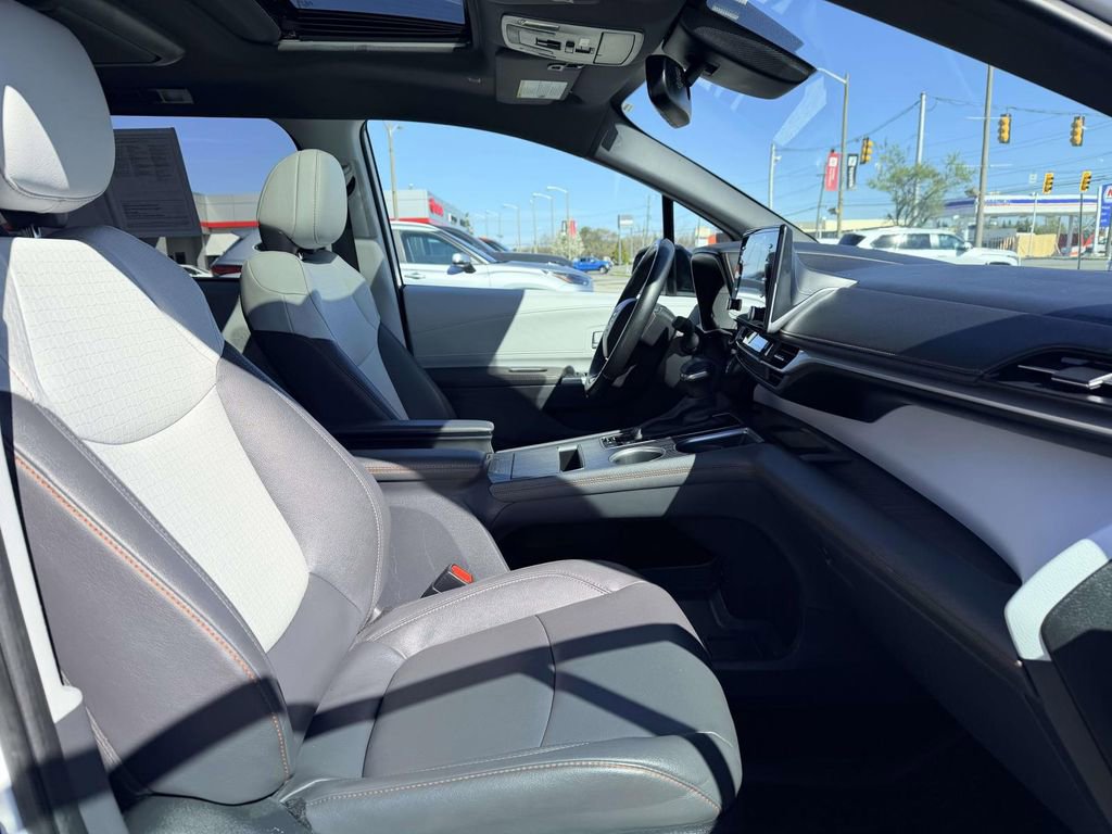 Certified 2023 Toyota Sienna XSE w/ XSE Plus Package image 12