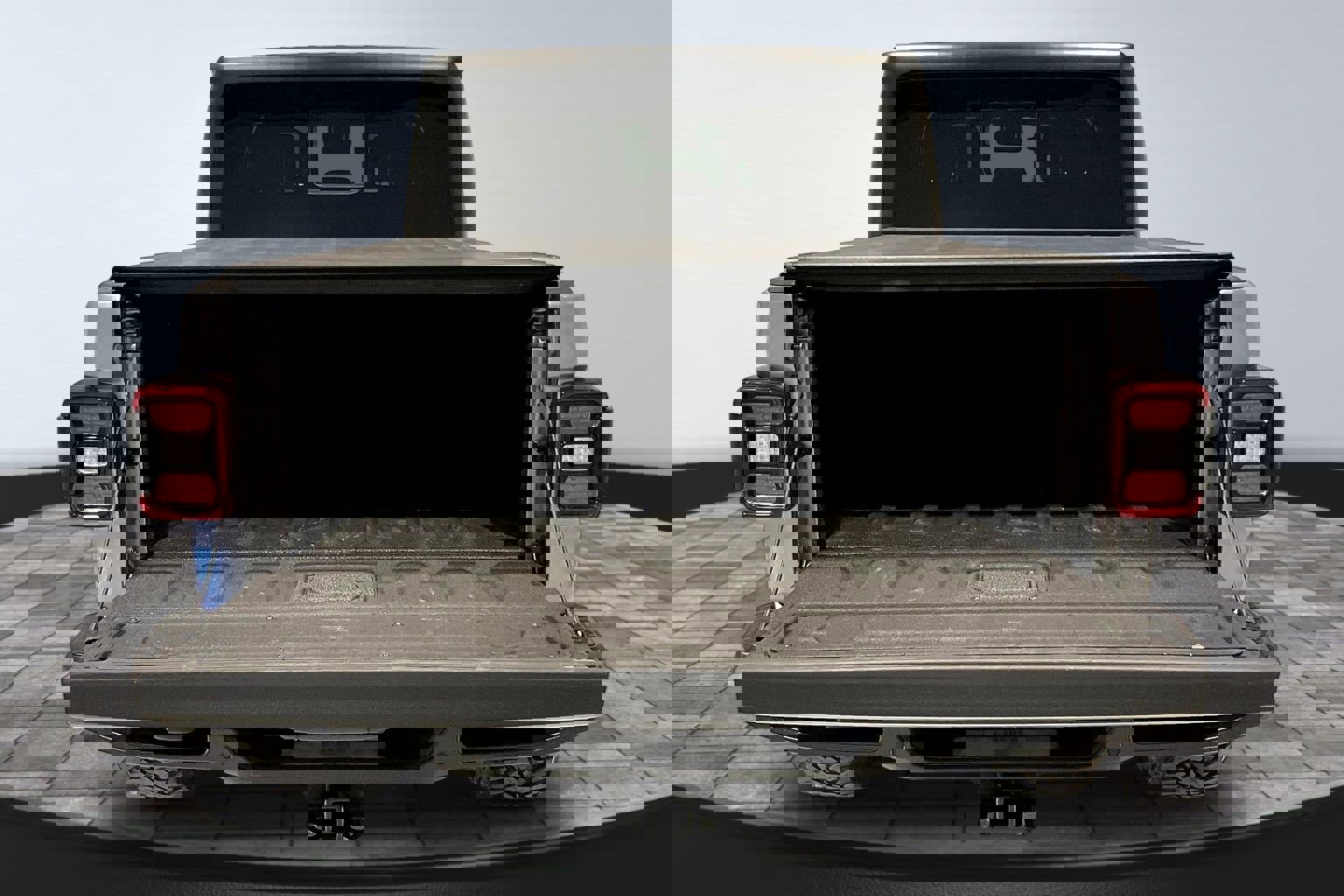 Used 2020 Jeep Gladiator Overland image 7