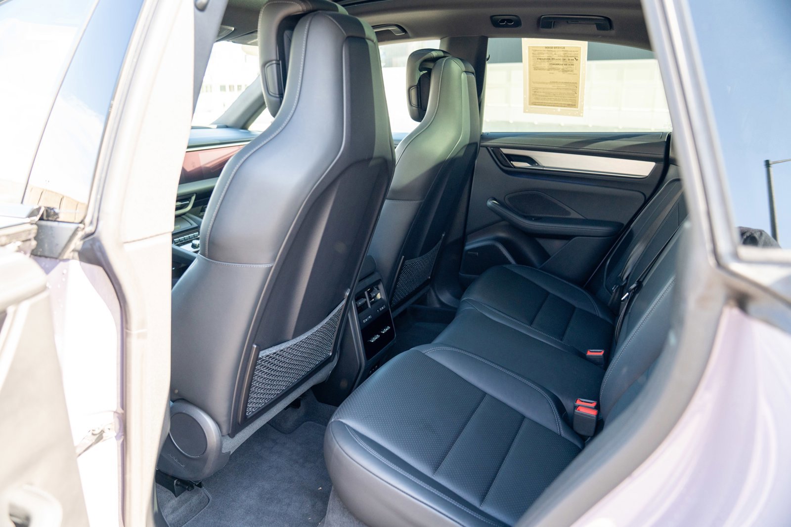 Certified 2025 Porsche Macan 4 Electric AWD/4WD image 23