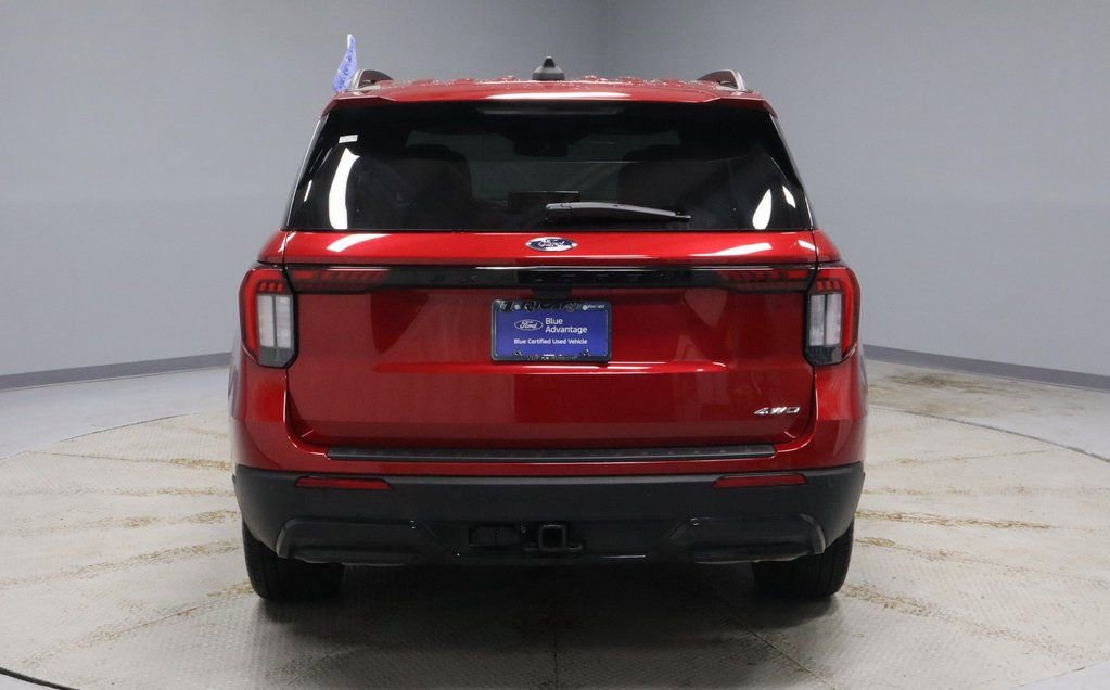 Certified 2025 Ford Explorer ST-Line w/ Premium Package image 10