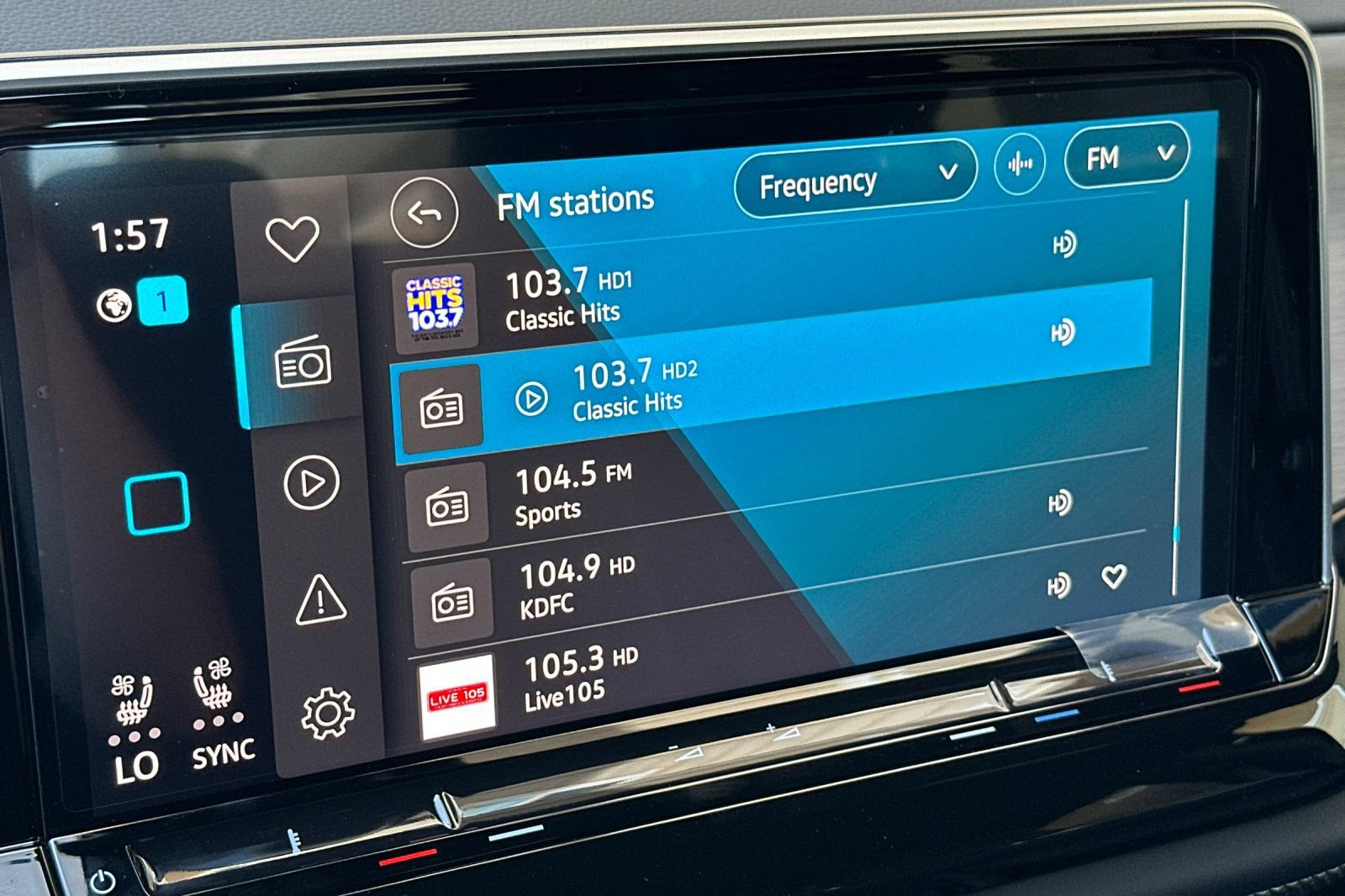 Used 2026 Volkswagen Atlas Cross Sport SE FWD image 18