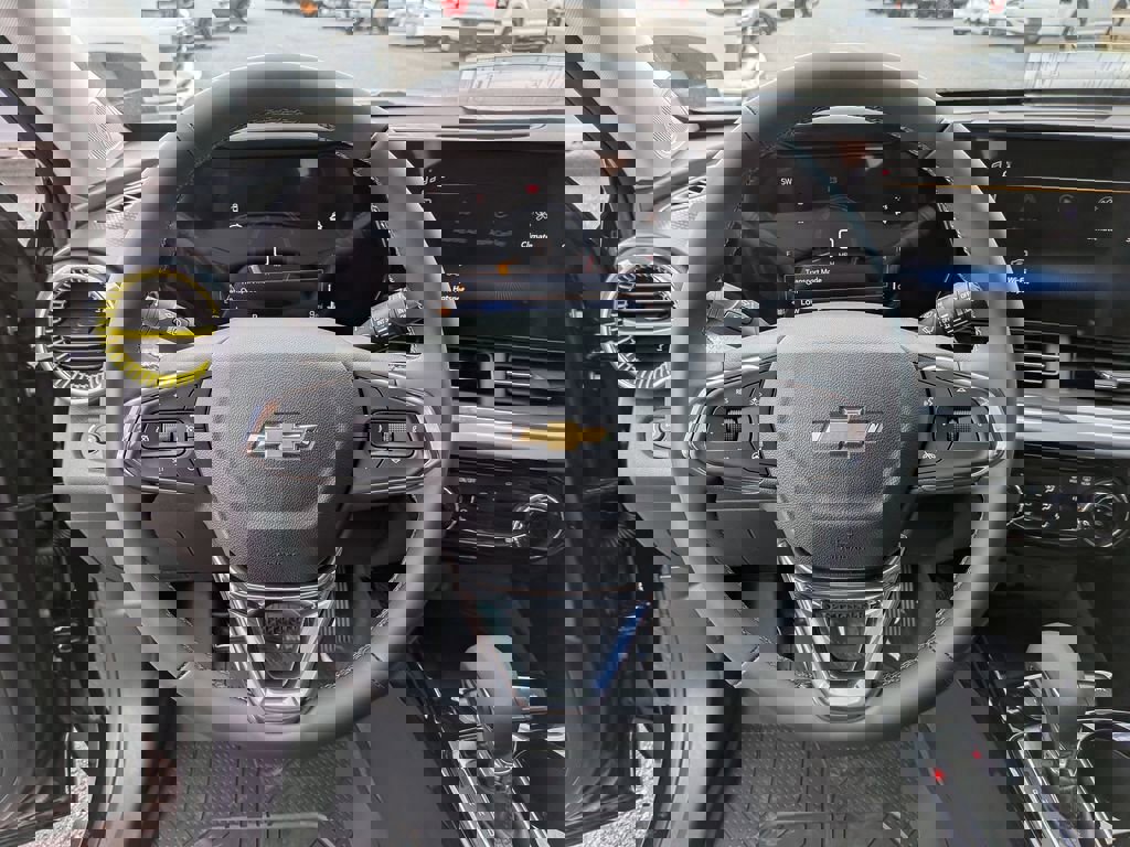 New 2026 Chevrolet Trax LT w/ Sunroof Package image 19