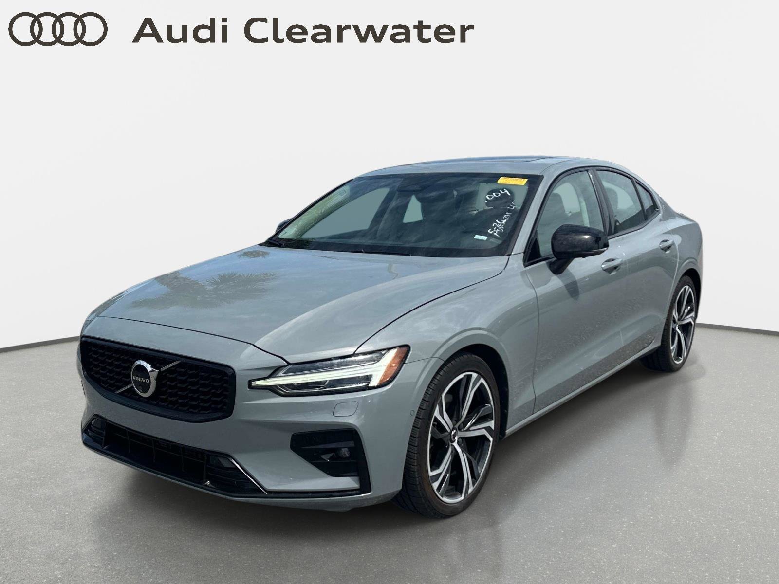 Used 2024 Volvo S60 B5 Plus FWD image 1