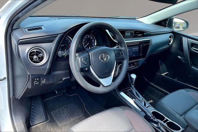 Used 2019 Toyota Corolla LE FWD image 12