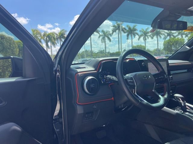 Used 2024 Chevrolet Colorado Z71 w/ Z71 Convenience Package 2 image 39