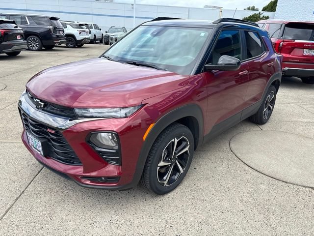 Used 2023 Chevrolet TrailBlazer RS w/ Sun and Liftgate Package AWD/4WD image 4