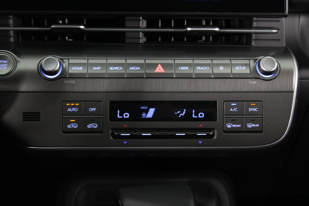 Certified 2027 Hyundai Kona SEL Sport FWD image 22