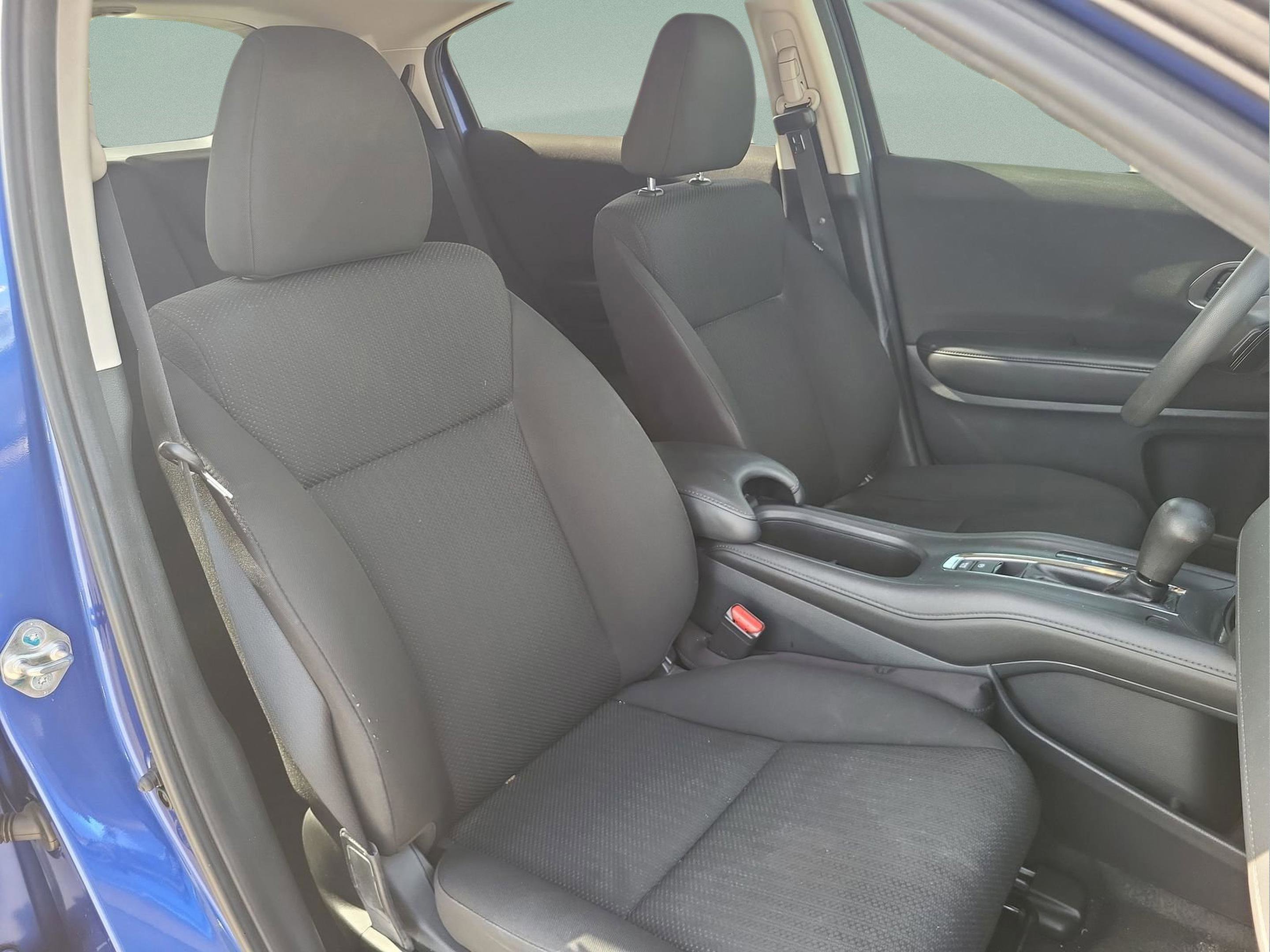 Used 2018 Honda HR-V EX image 19