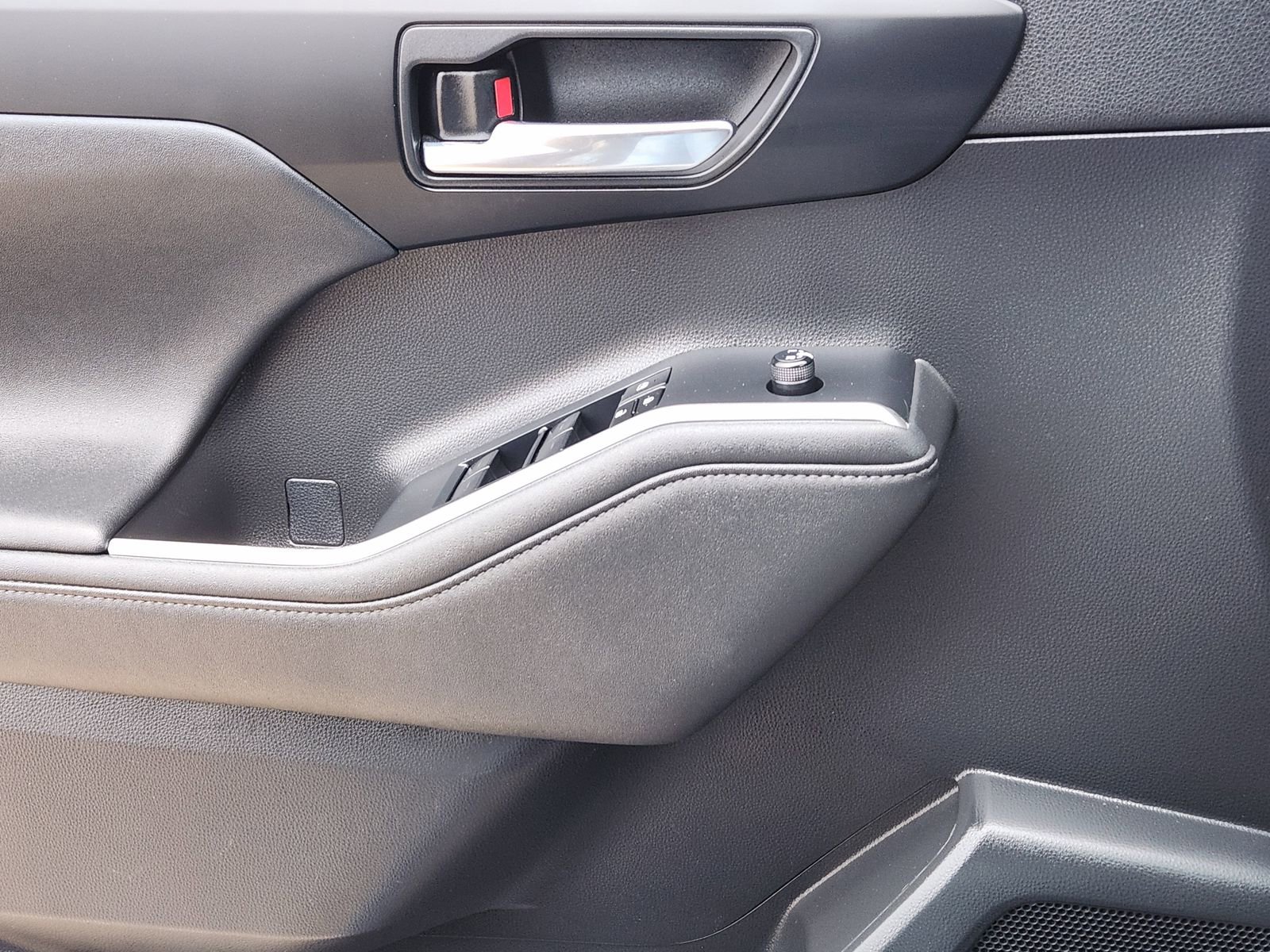 Used 2023 Toyota Highlander XSE image 26