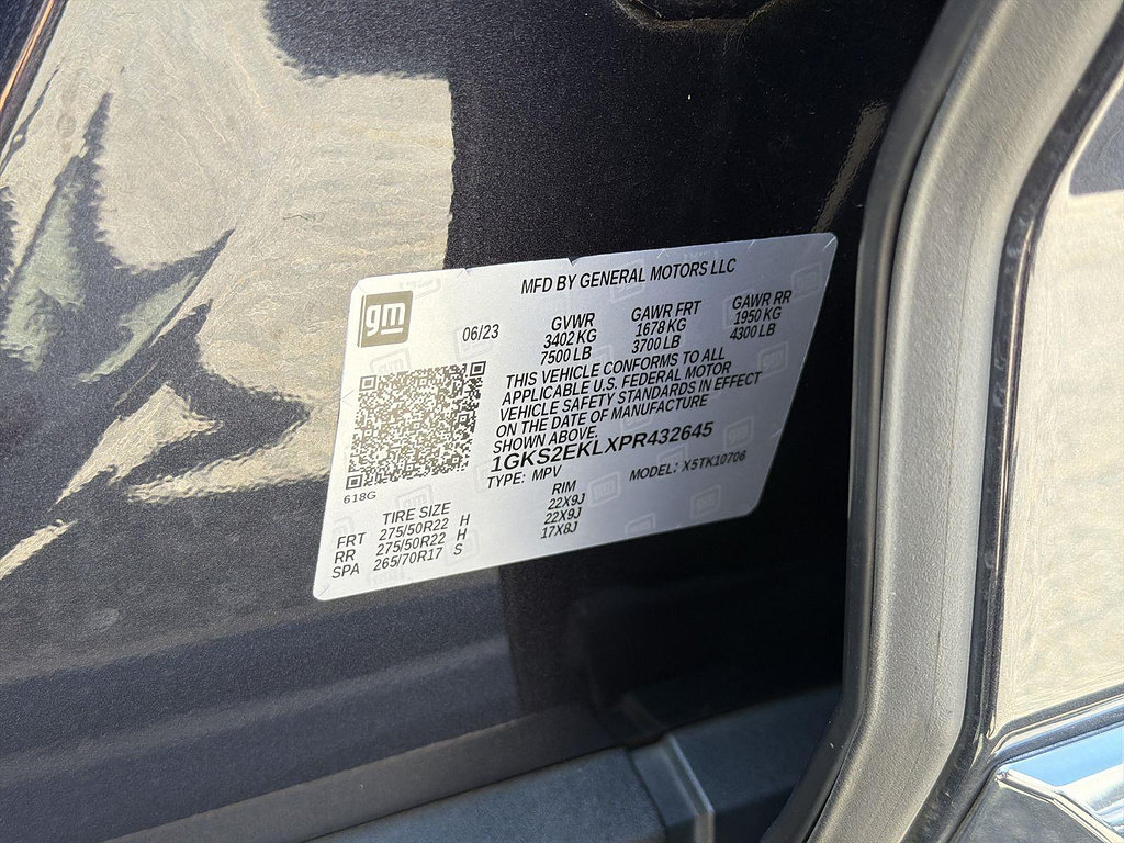 Used 2023 GMC Yukon Denali Ultimate AWD/4WD image 35