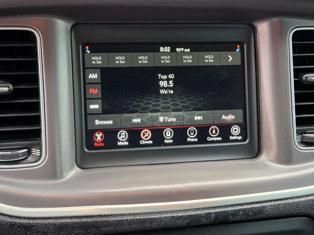 Used 2022 Dodge Charger SXT RWD image 28