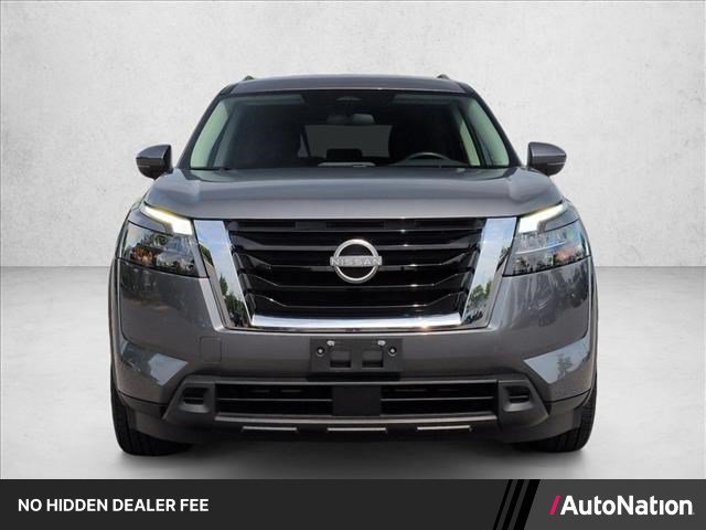 Used 2024 Nissan Pathfinder SV