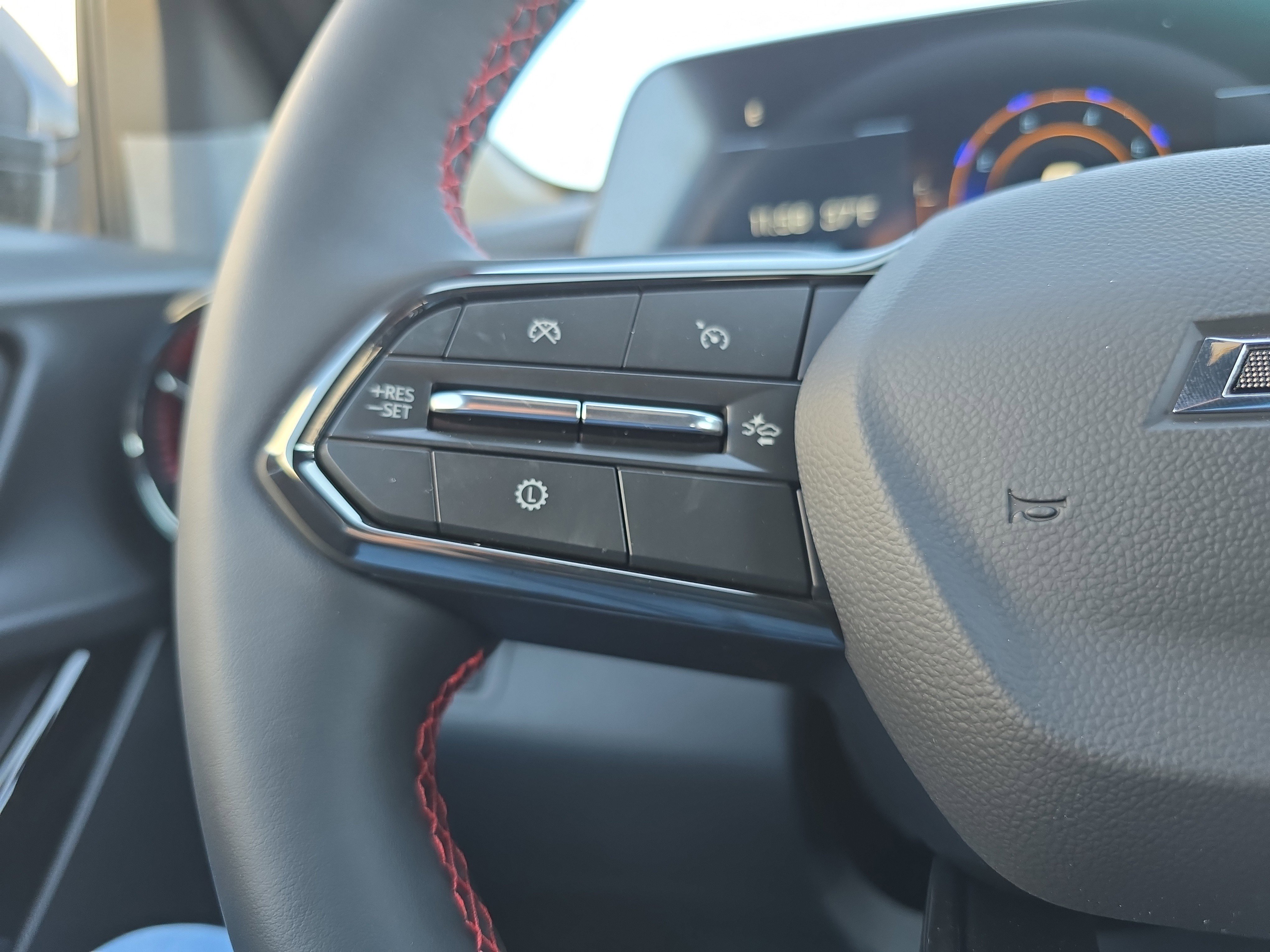 New 2026 Chevrolet Equinox RS image 21