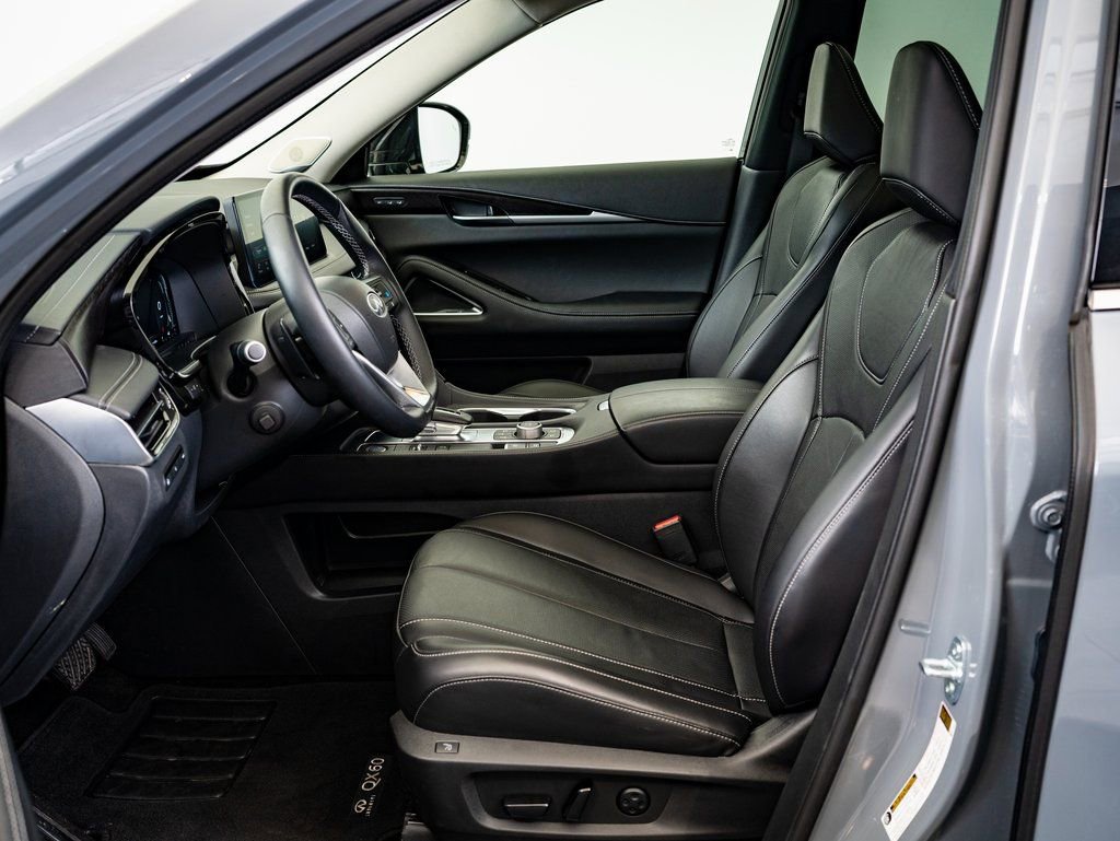 Used 2025 INFINITI QX60 Sensory image 19