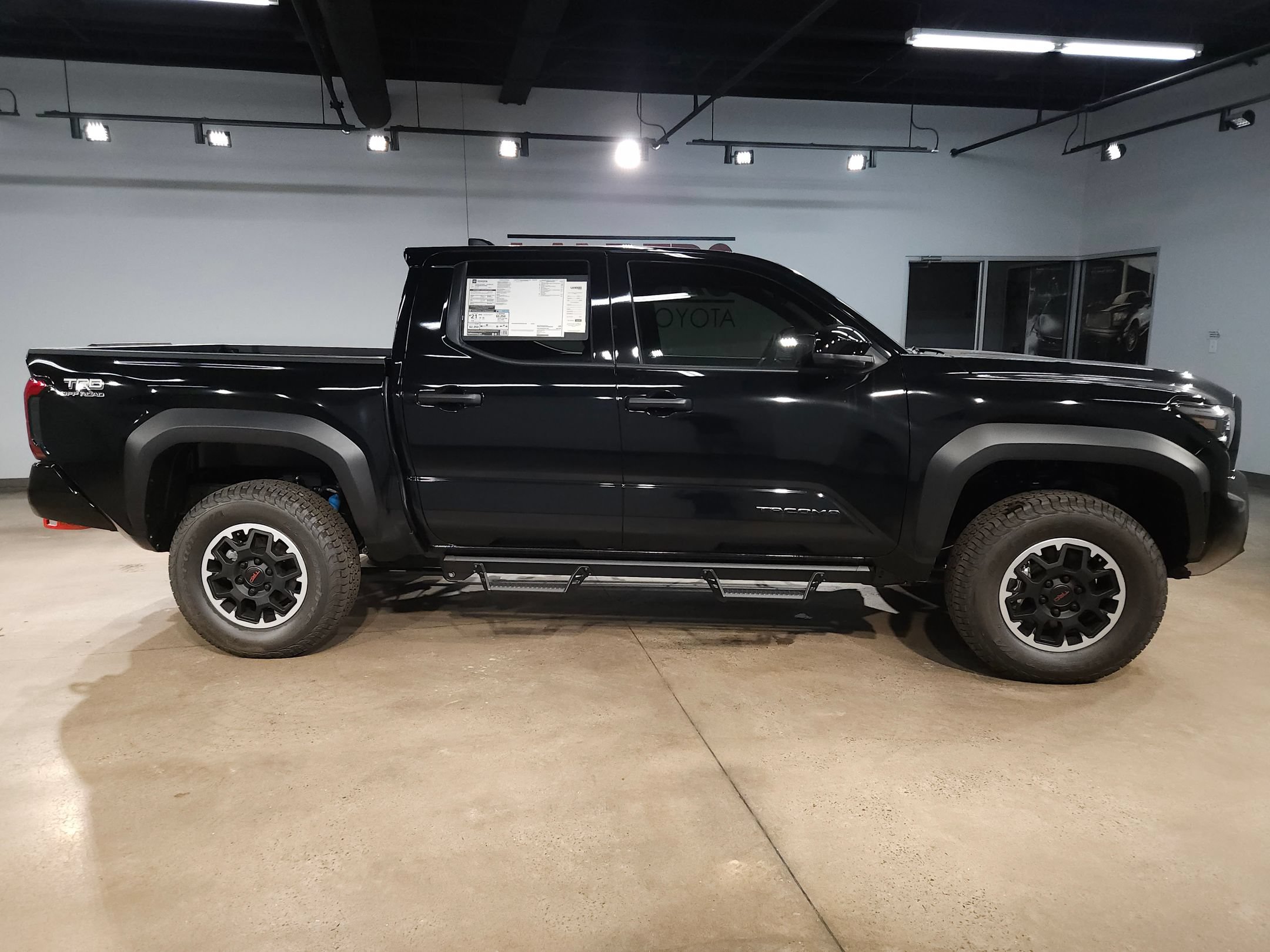 New 2026 Toyota Tacoma TRD Off-Road AWD/4WD image 8