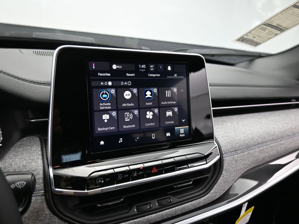 Used 2025 Jeep Compass Latitude image 19