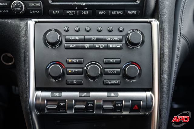Used 2010 Nissan GT-R Premium AWD/4WD image 18