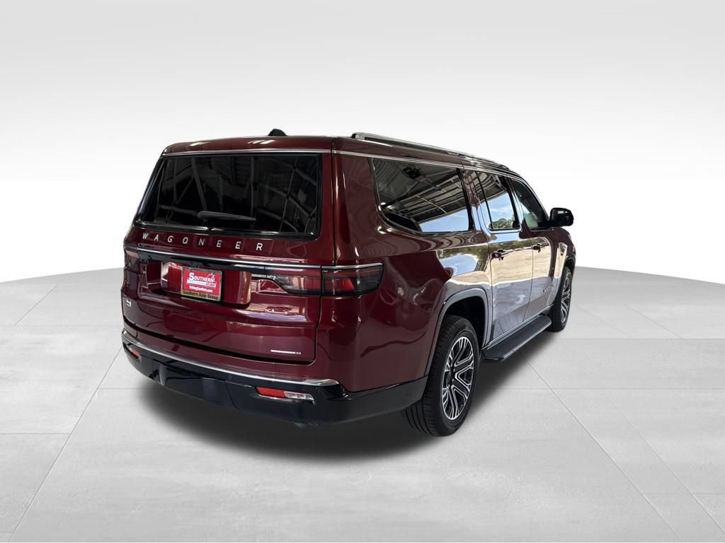 Used 2024 Jeep Wagoneer L Series II w/ Flexible Seating Group AWD/4WD image 5
