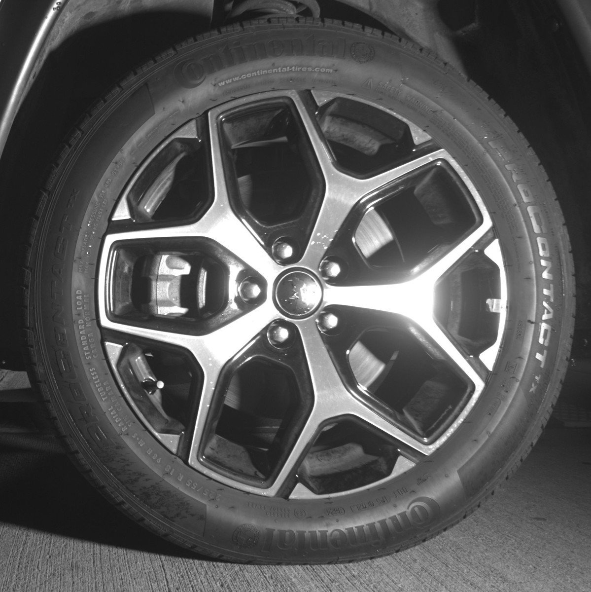 Used 2025 Jeep Compass Limited image 12