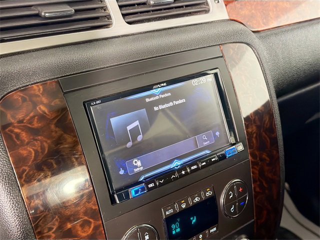 Used 2014 GMC Sierra 3500 SLT w/ SLT Convenience Package image 13