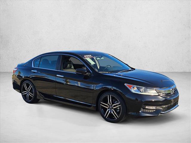Used 2017 Honda Accord Sport image 3