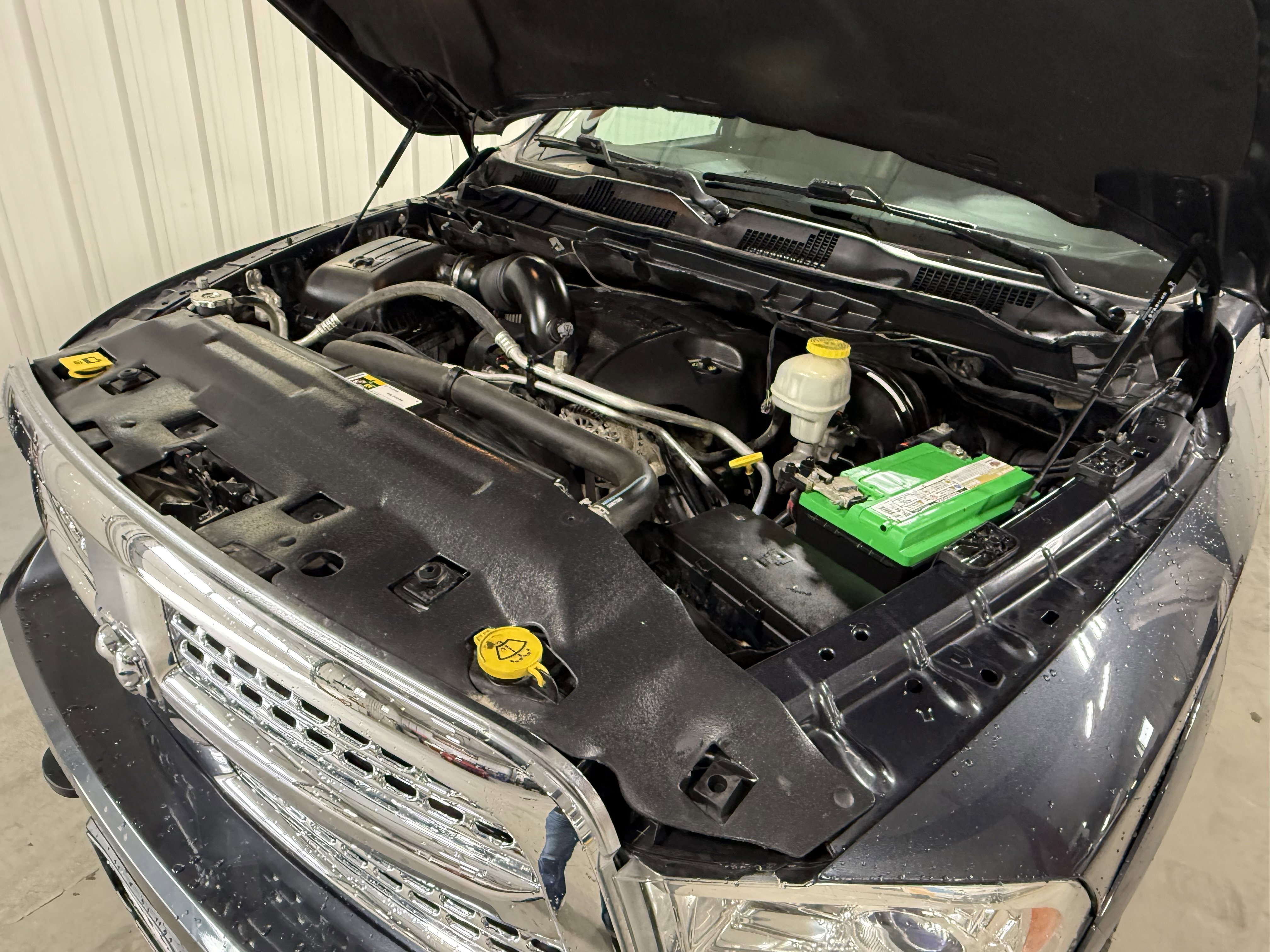 Used 2017 RAM 1500 Laramie w/ Convenience Group image 11