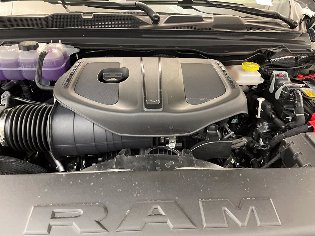 New 2026 RAM 1500 Express RWD image 17