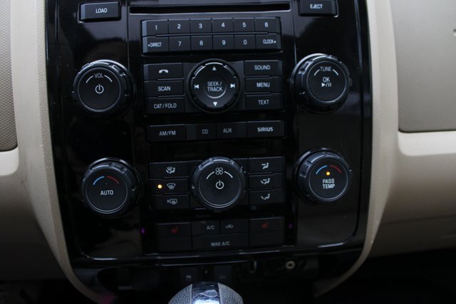 Used 2010 Ford Escape Limited image 24