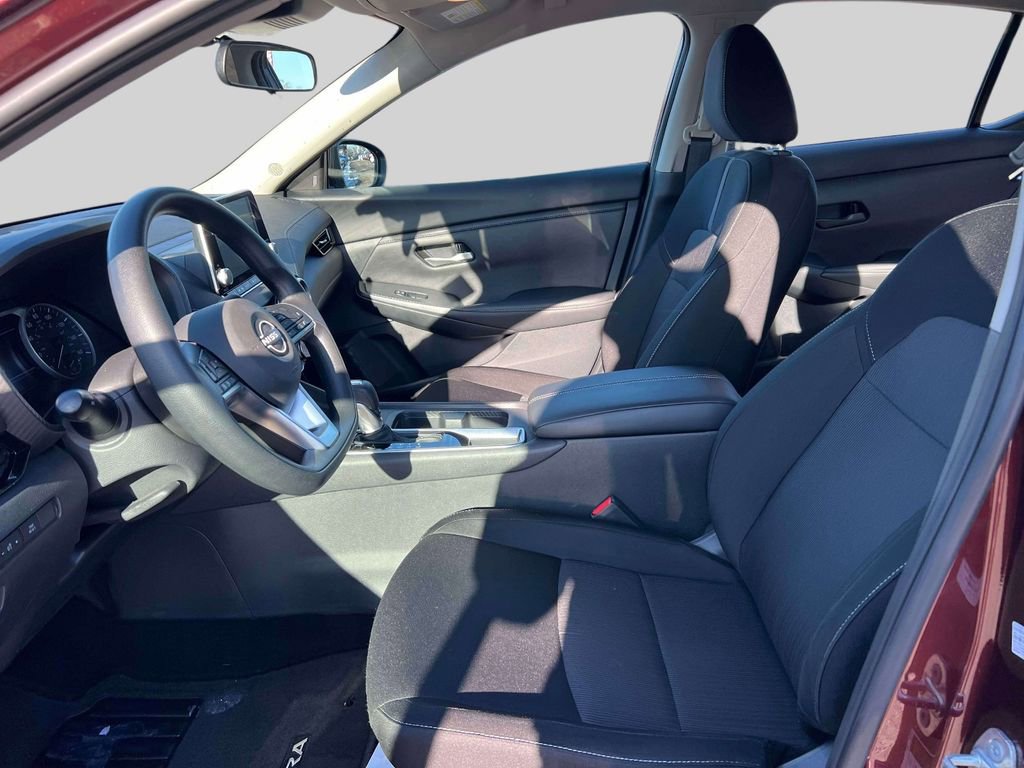 Certified 2025 Nissan Sentra SV image 15