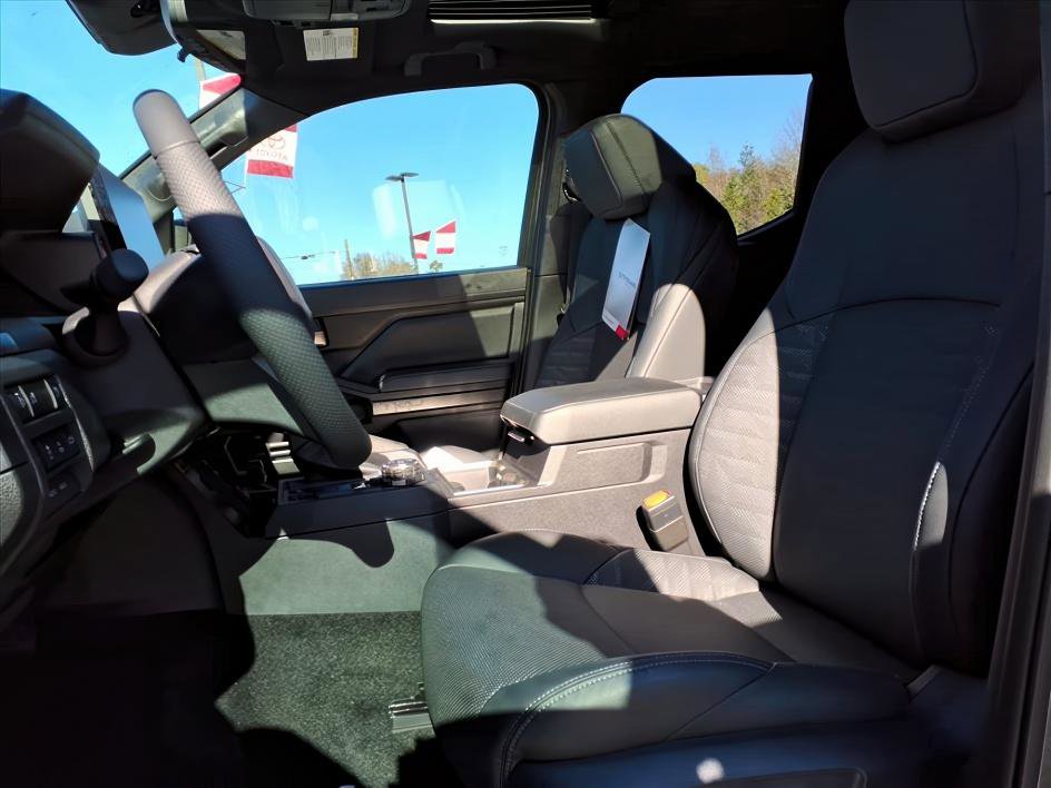 New 2025 Toyota Tacoma TRD Off-Road image 10