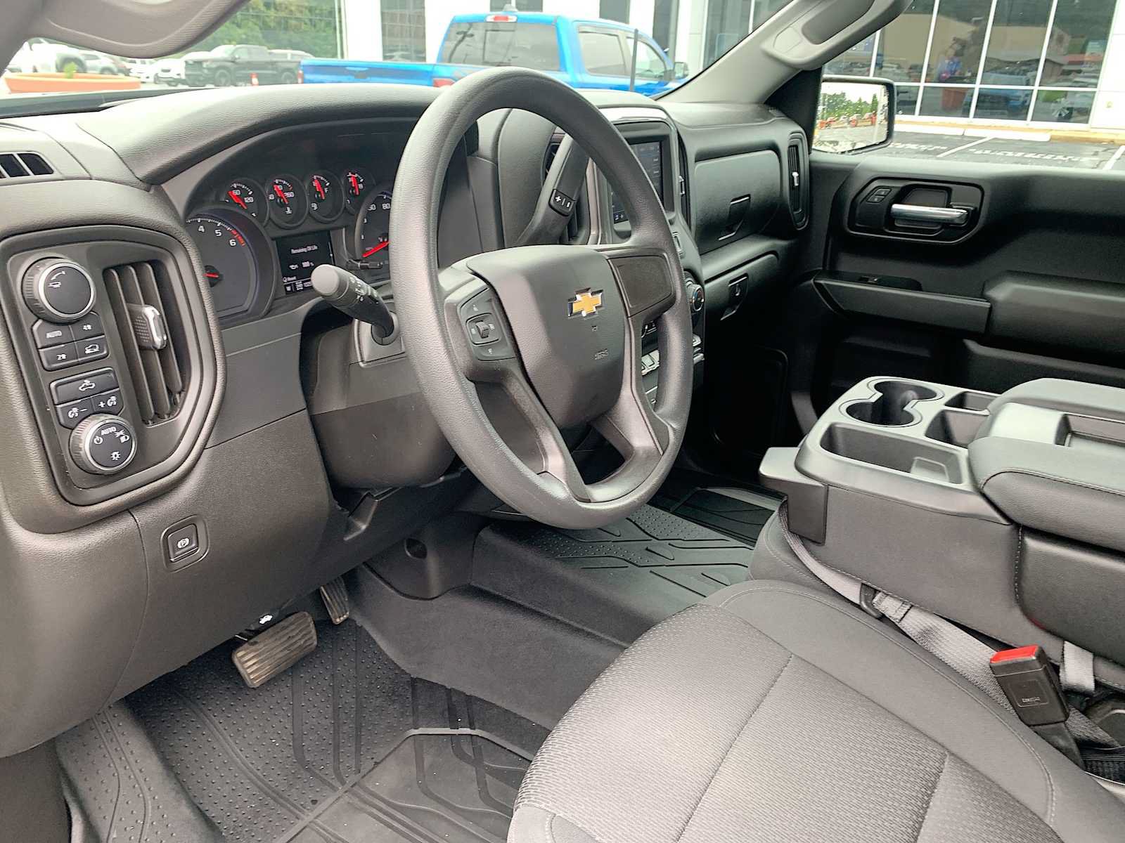 Certified 2021 Chevrolet Silverado 1500 Custom w/ LPO, Dark Essentials Package AWD/4WD image 10