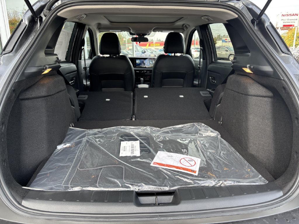 New 2027 Nissan Kicks SR w/ SR Premium Package AWD/4WD image 27