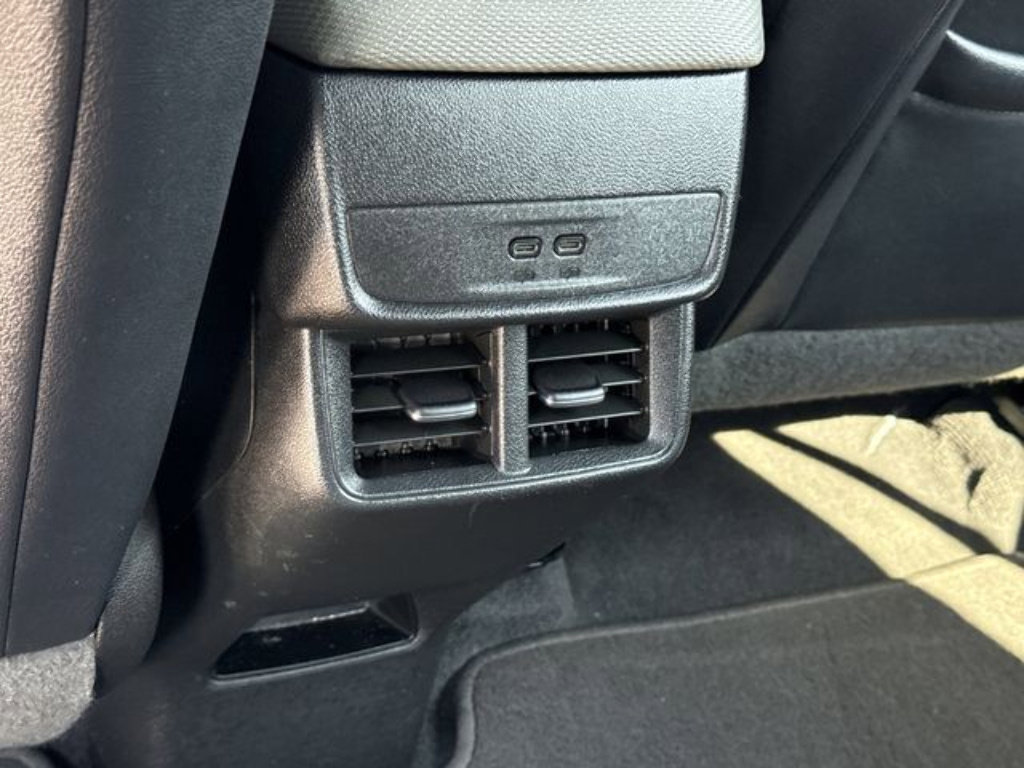 Used 2025 Chevrolet Equinox LT w/ Convenience Package II FWD image 21