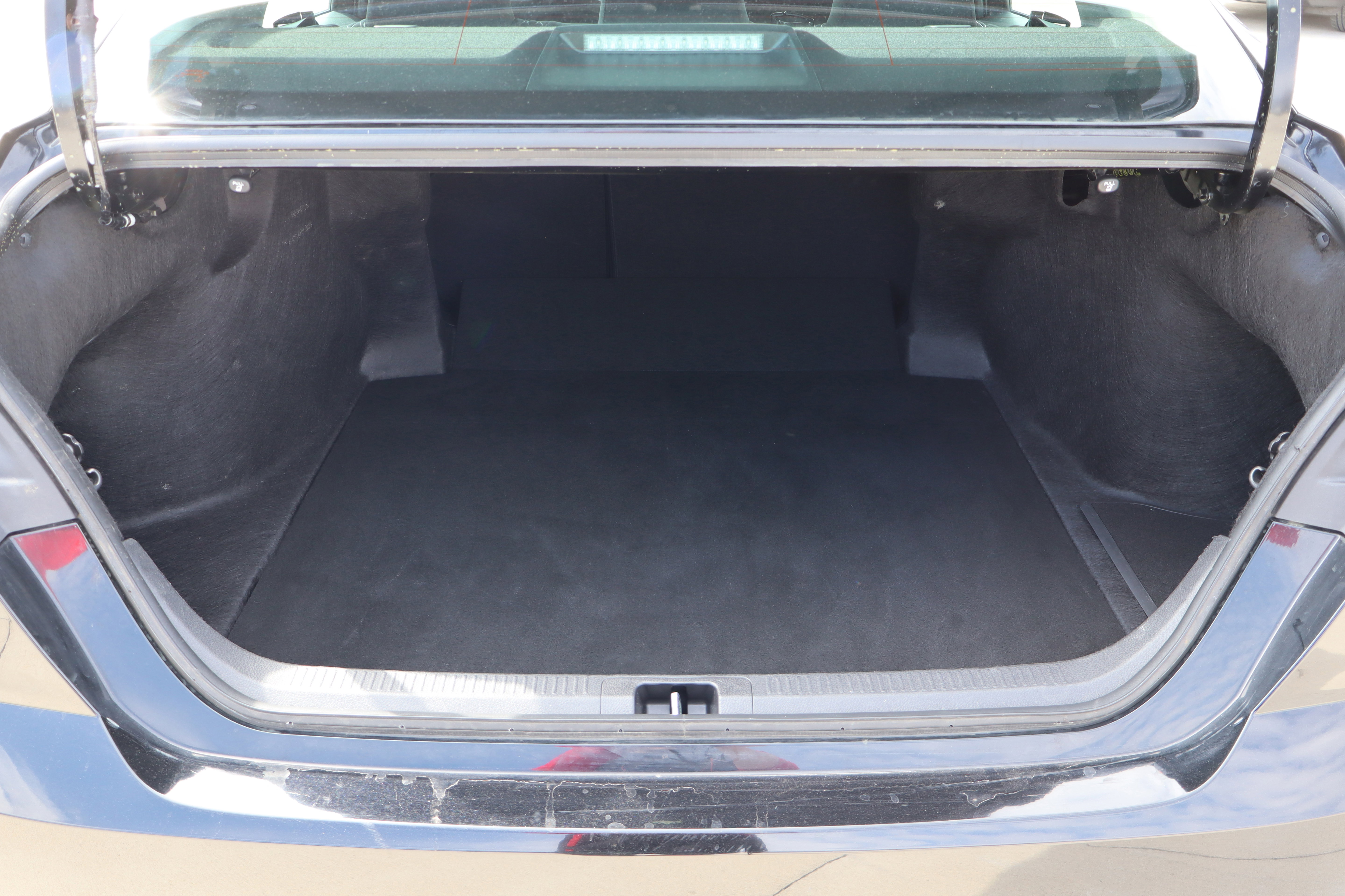 Used 2025 Toyota Camry LE image 24