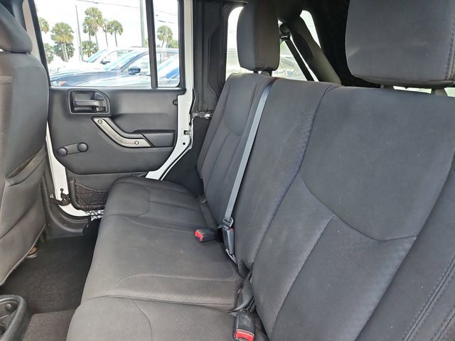 Used 2018 Jeep Wrangler Unlimited Sport w/ Connectivity Group image 11