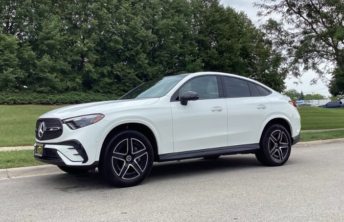 Used 2024 Mercedes-Benz GLC 300 4MATIC image 5