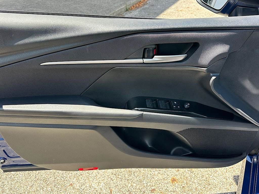 Certified 2025 Toyota Camry LE FWD image 14