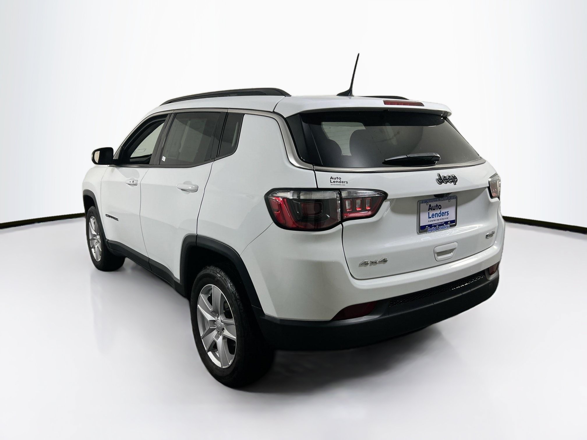 Used 2022 Jeep Compass Latitude AWD/4WD image 7