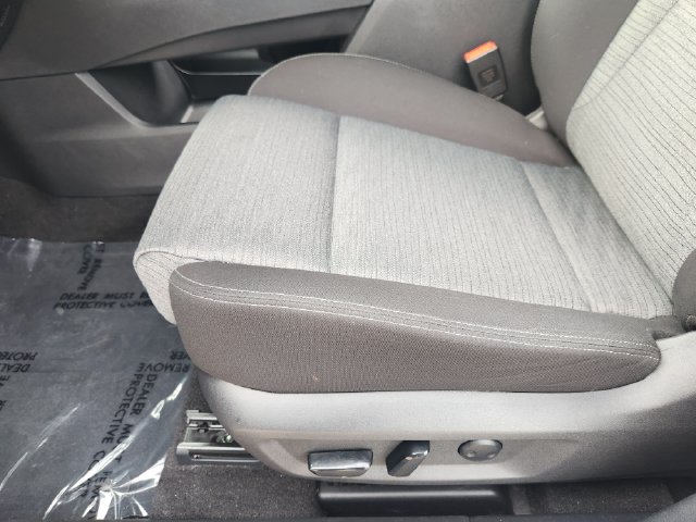 Used 2023 Nissan Rogue SV FWD image 25