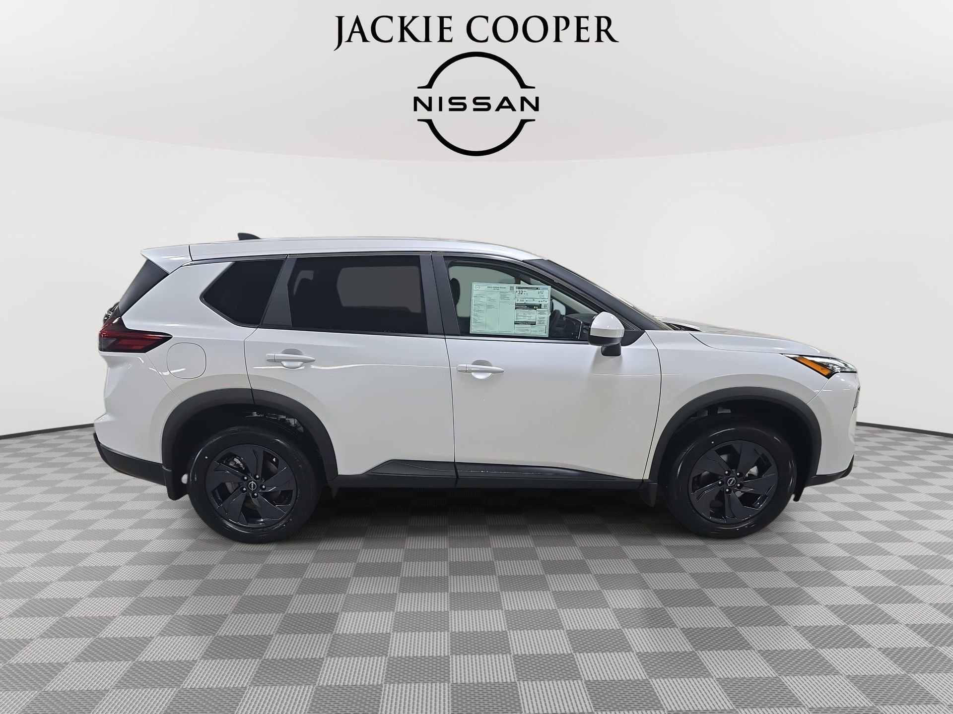 New 2026 Nissan Rogue SV w/ Cold Weather Package FWD image 4