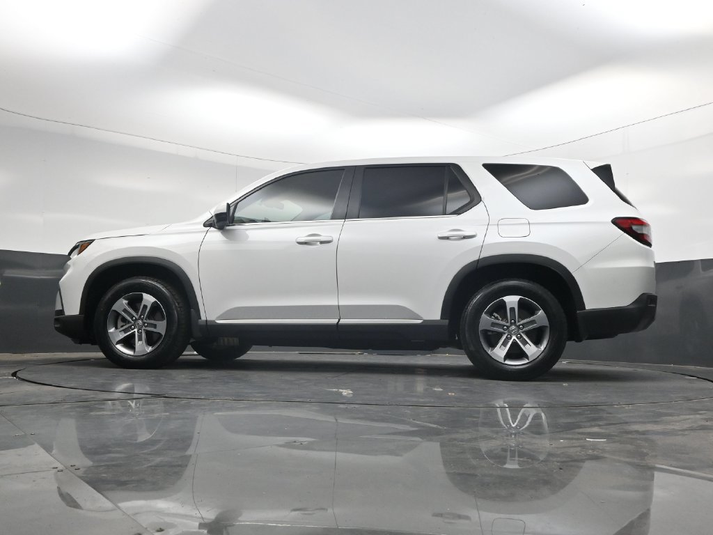 Certified 2025 Honda Pilot EX-L image 36