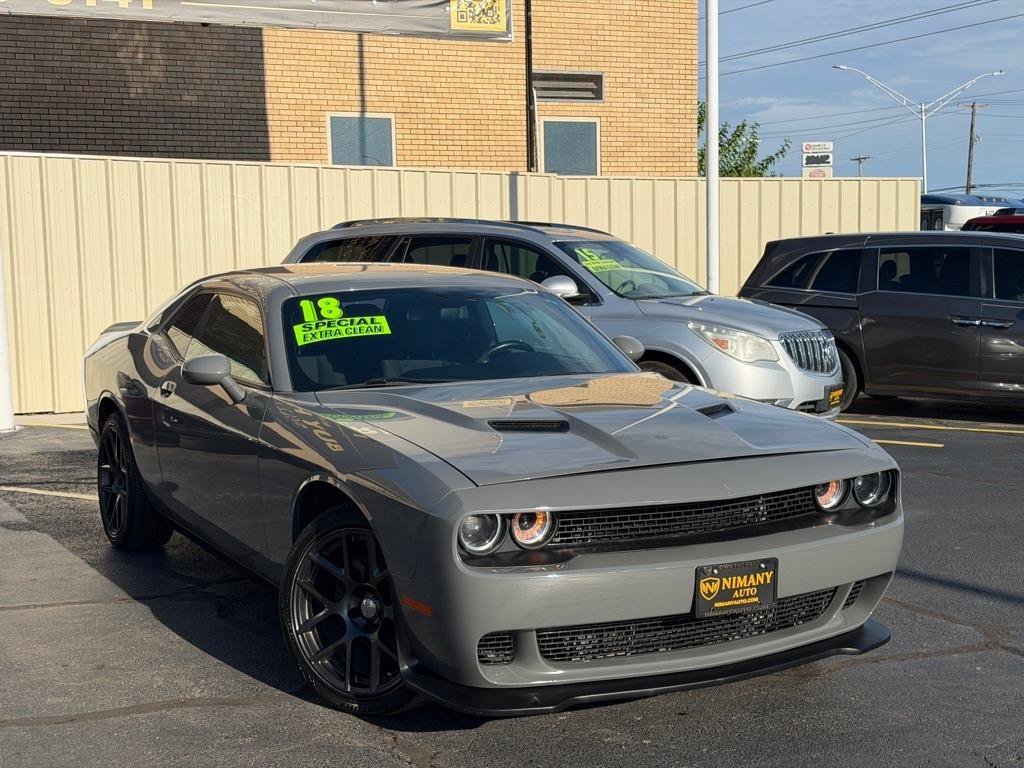 Used 2018 Dodge Challenger SXT RWD image 38