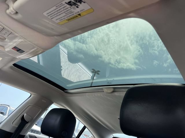 Used 2015 Volkswagen CC Executive FWD image 14