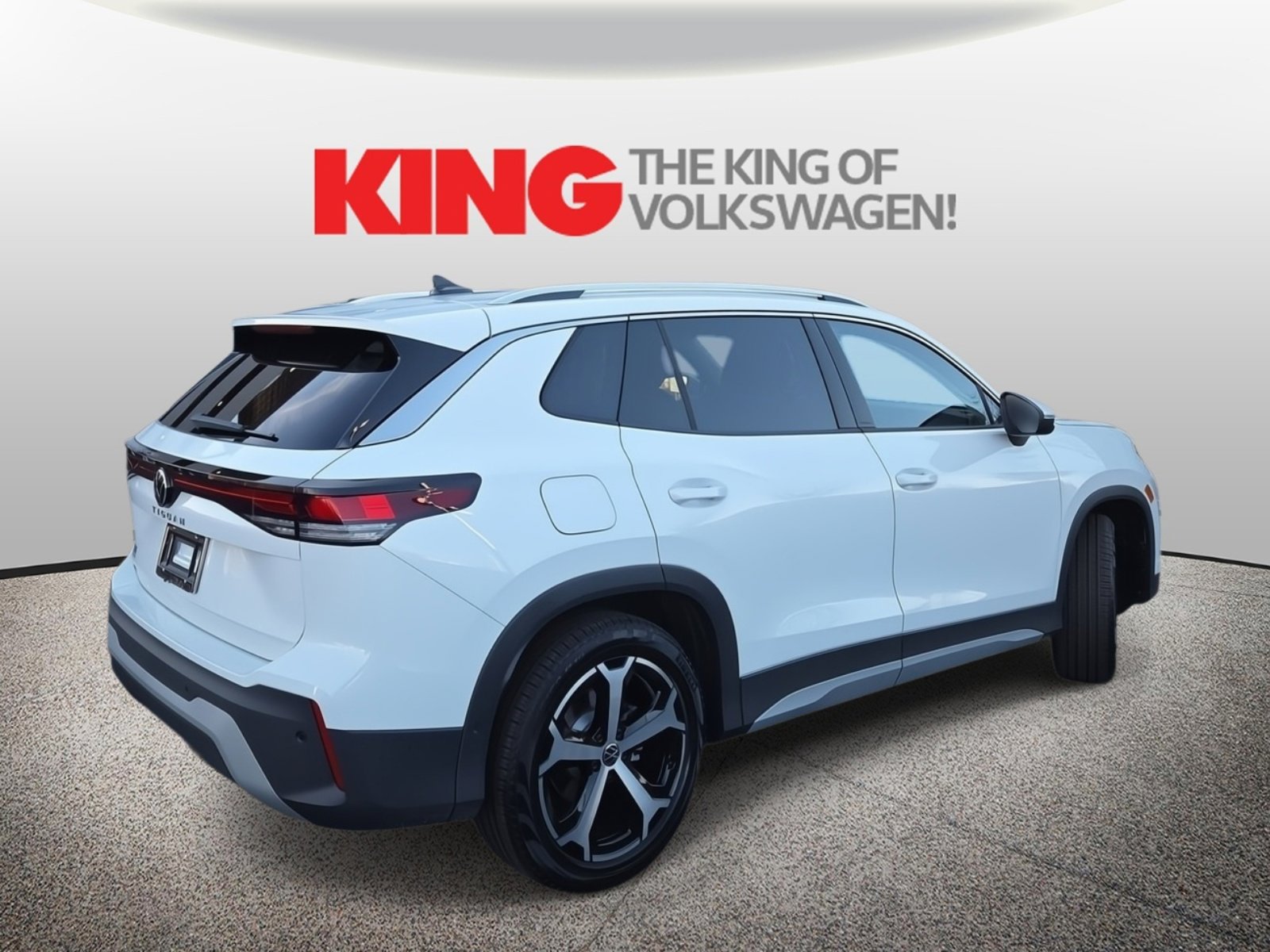 New 2026 Volkswagen Tiguan SE image 3