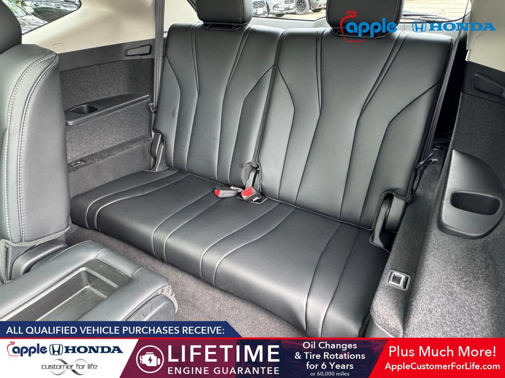Used 2023 Acura MDX w/ Technology Package AWD/4WD image 20